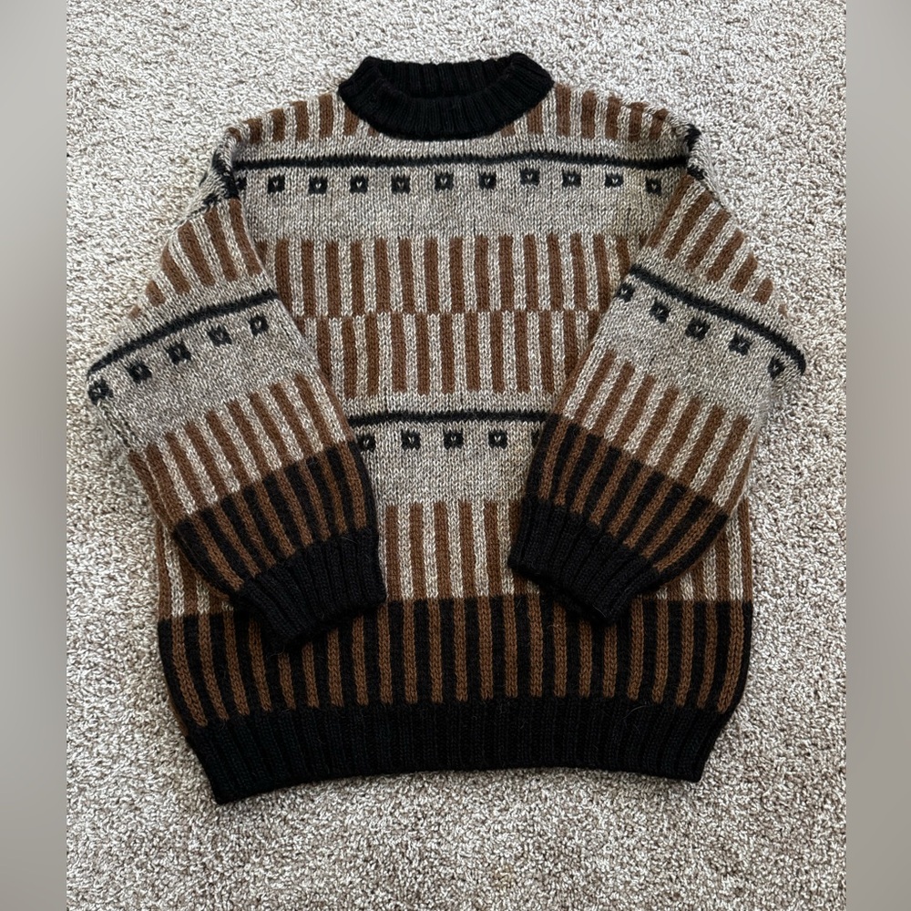 The Knotty Ones Sweater - Picture 3 of 5